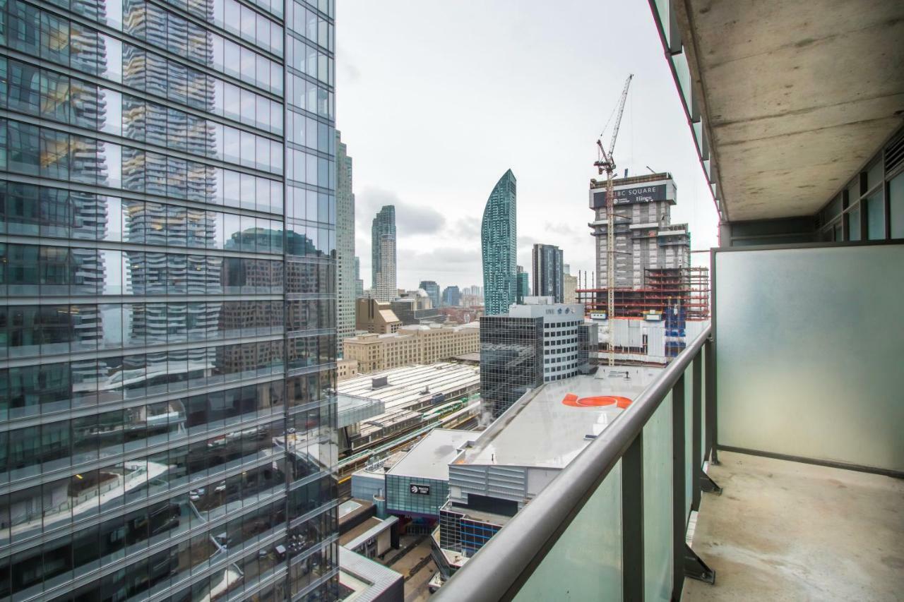 Micasa Suites - Stylish Condo In Maple Leaf Square Toronto Eksteriør billede